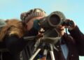Longue-vue oiseaux installée sur trépied pour observer les oiseaux à distance